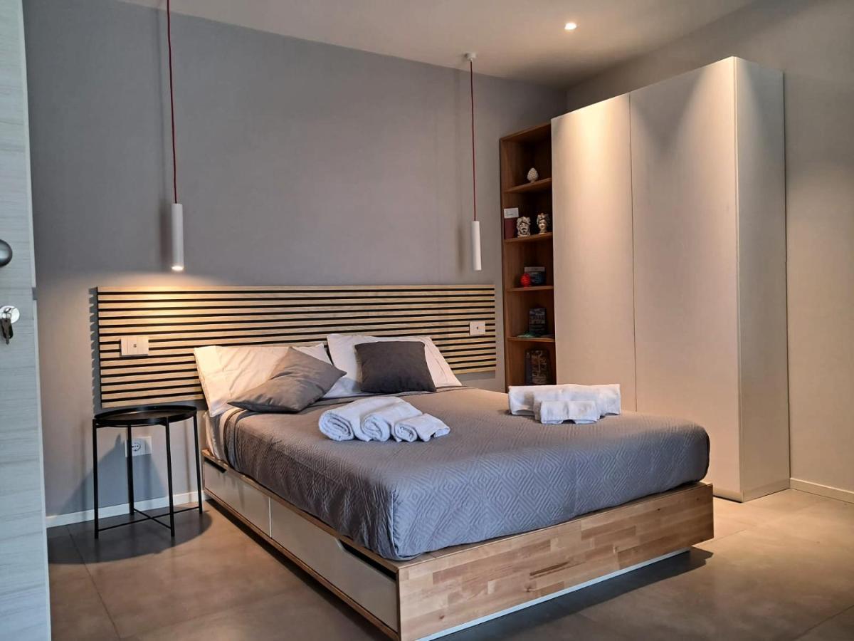 Porta San Paolo House Aparthotel Castelbuono  Eksteriør bilde