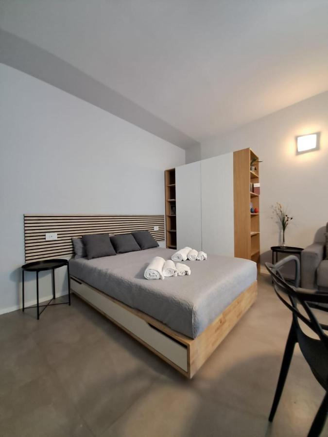 Porta San Paolo House Aparthotel Castelbuono  Eksteriør bilde