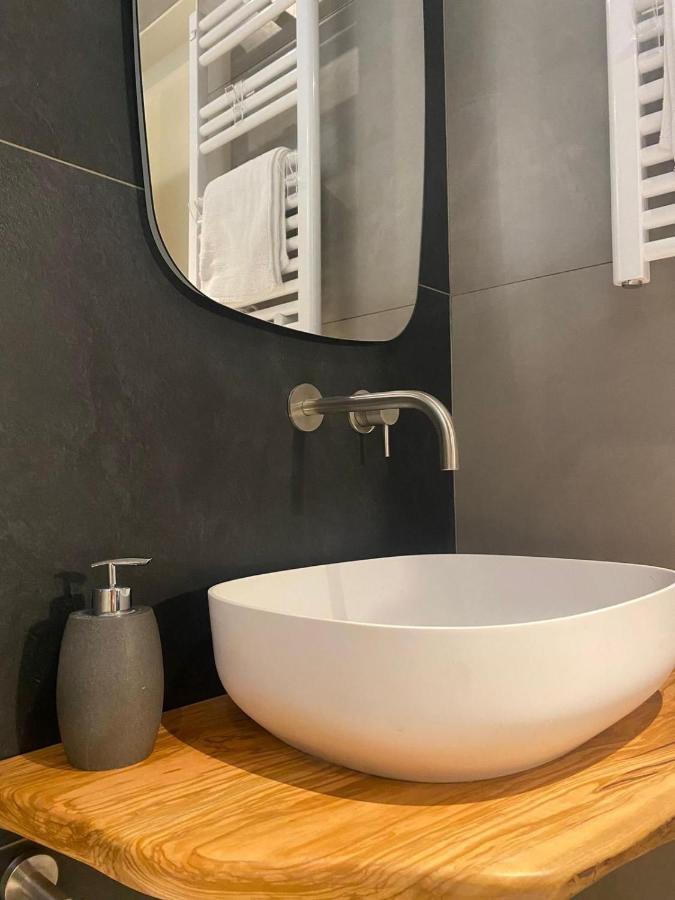 Porta San Paolo House Aparthotel Castelbuono  Eksteriør bilde